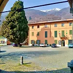 Borgo Vignola - Cozy In A Charming Village アパート Cremia