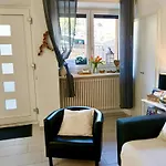 Borgo Vignola - Cozy In A Charming Village アパート Cremia